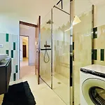 Luxury Tree Bedrooms House * ポルト・チェルボ