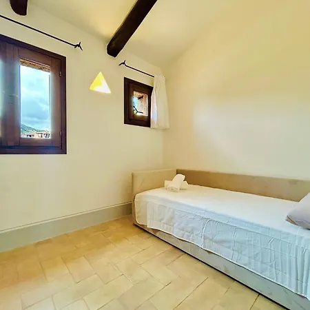 Holiday home Luxury Three Bedroom House With Pool And Panoramic Sea View *