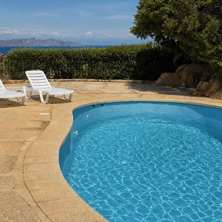 Luxury Three Bedroom House With Pool And Panoramic Sea View *