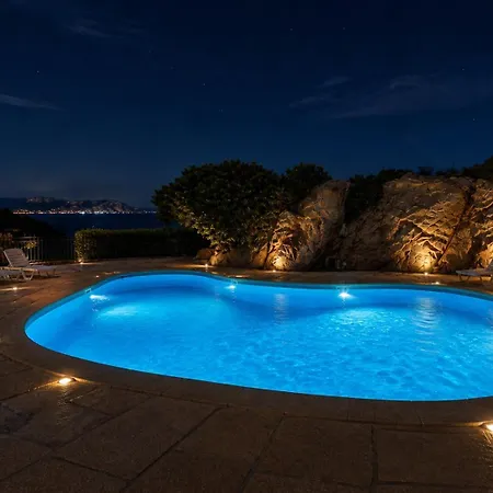Holiday home Luxury Three Bedroom House With Pool And Panoramic Sea View