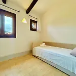 Сasa de vacaciones Luxury Tree Bedrooms House *